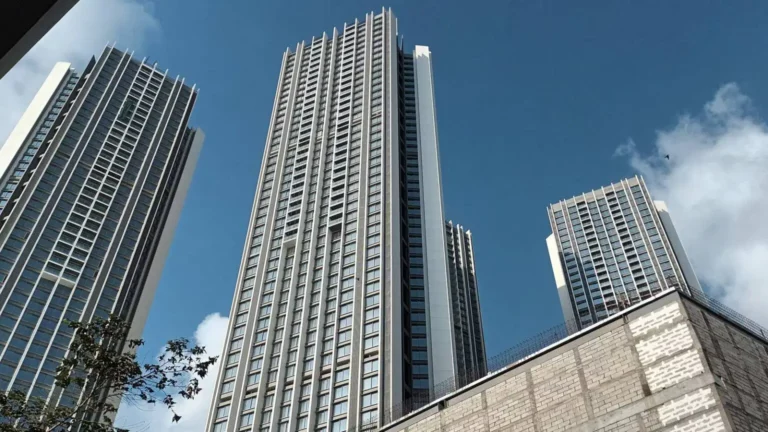 Oberoi-realty-to-open-second-mall-in-mumbai-by-january-2025-gurugram-project-launch-expected-by-september-2025-1536x864