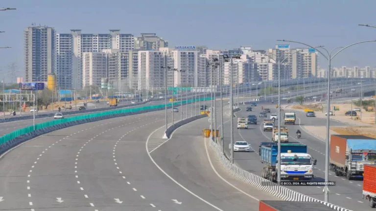 Signature-global-buys-14.65-acre-land-on-dwarka-expressway-in-gurgaon-1536x864