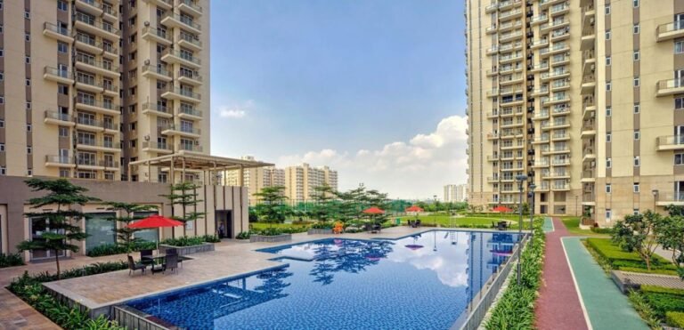 Hcbs-twin-horizon-gurgaon